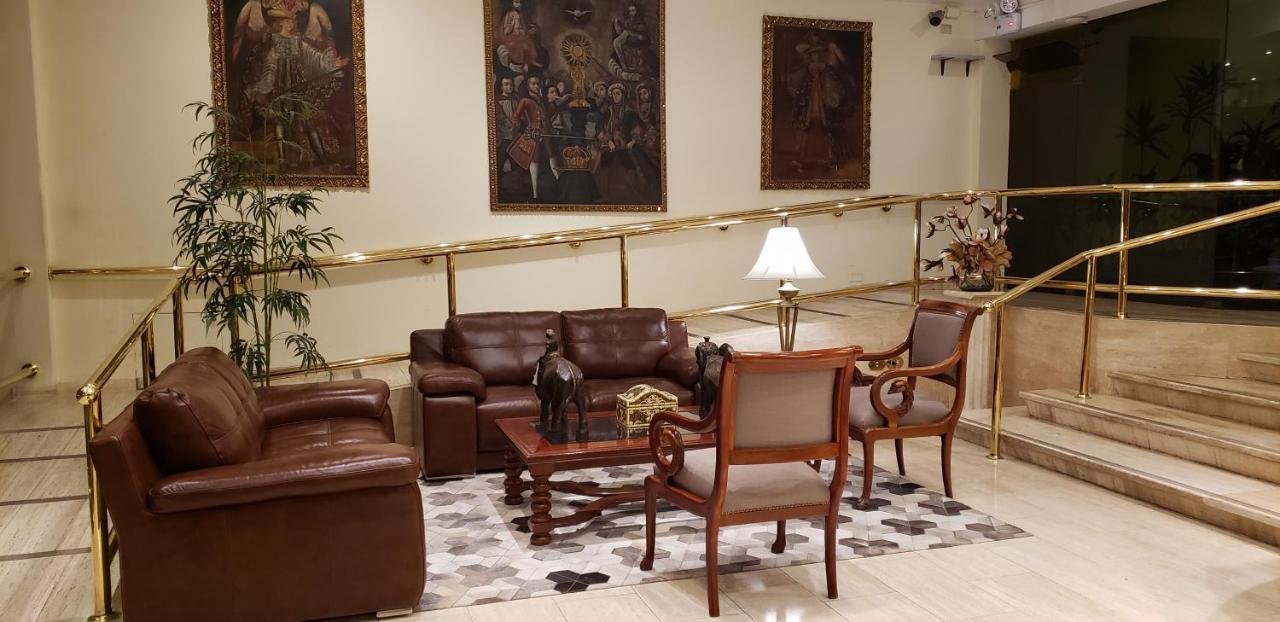 Apartahotel San Martin 4*