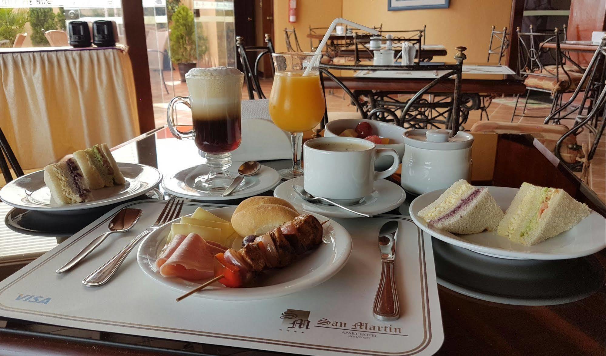 Apartahotel San Martin 4*
